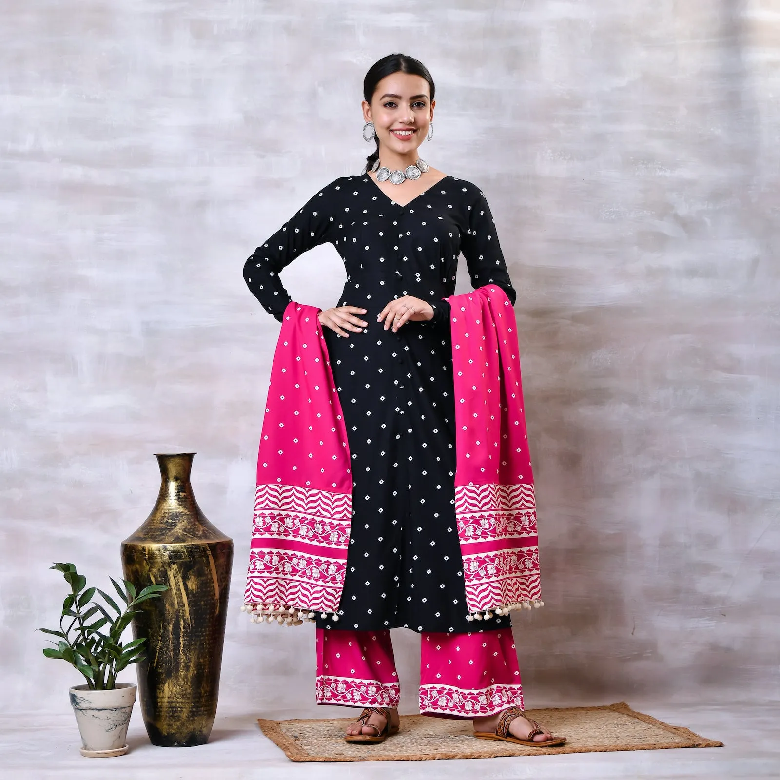 Black & Pink Buttoned Kurta Dupatta Pant Set with Pompoms - SOM