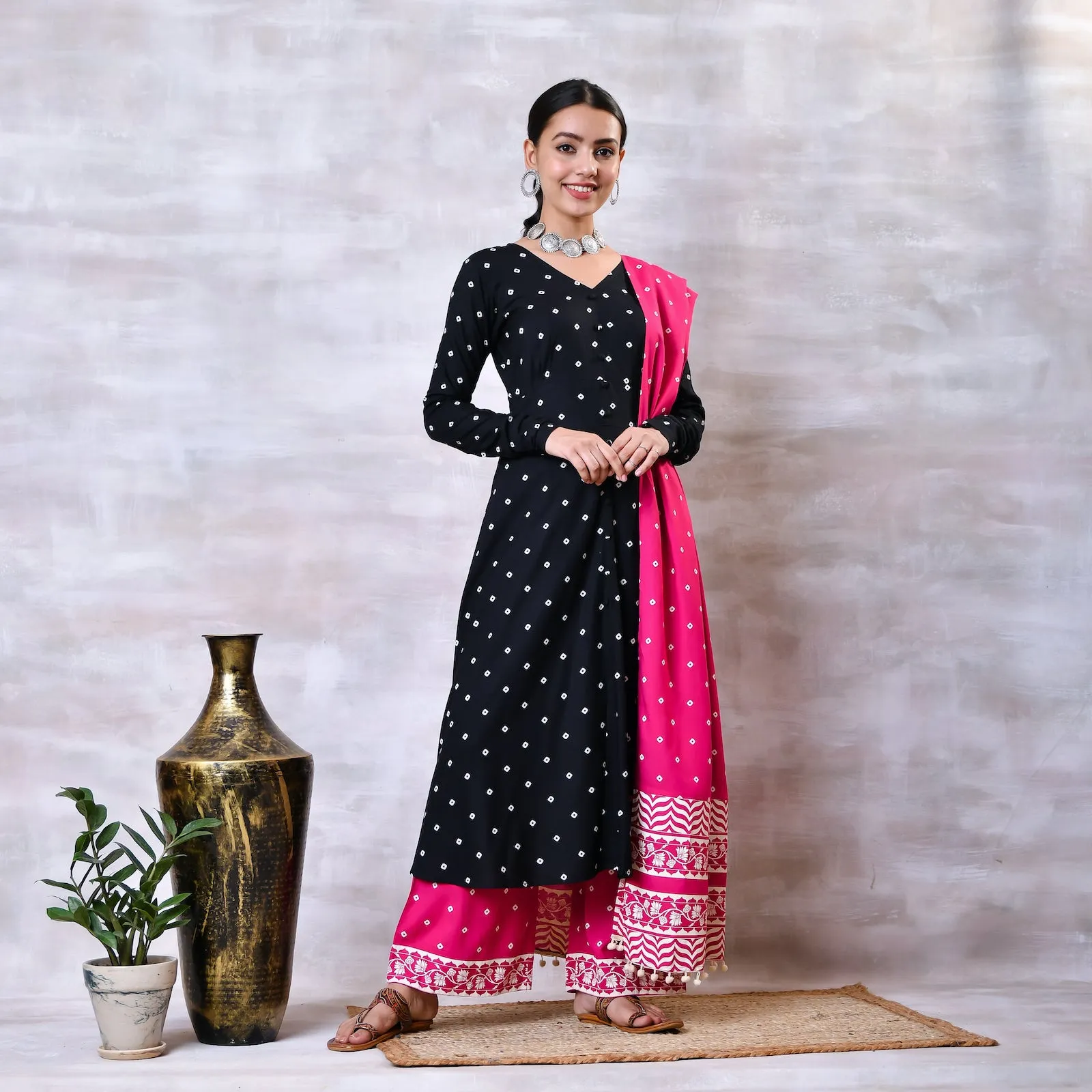Black & Pink Buttoned Kurta Dupatta Pant Set with Pompoms - SOM