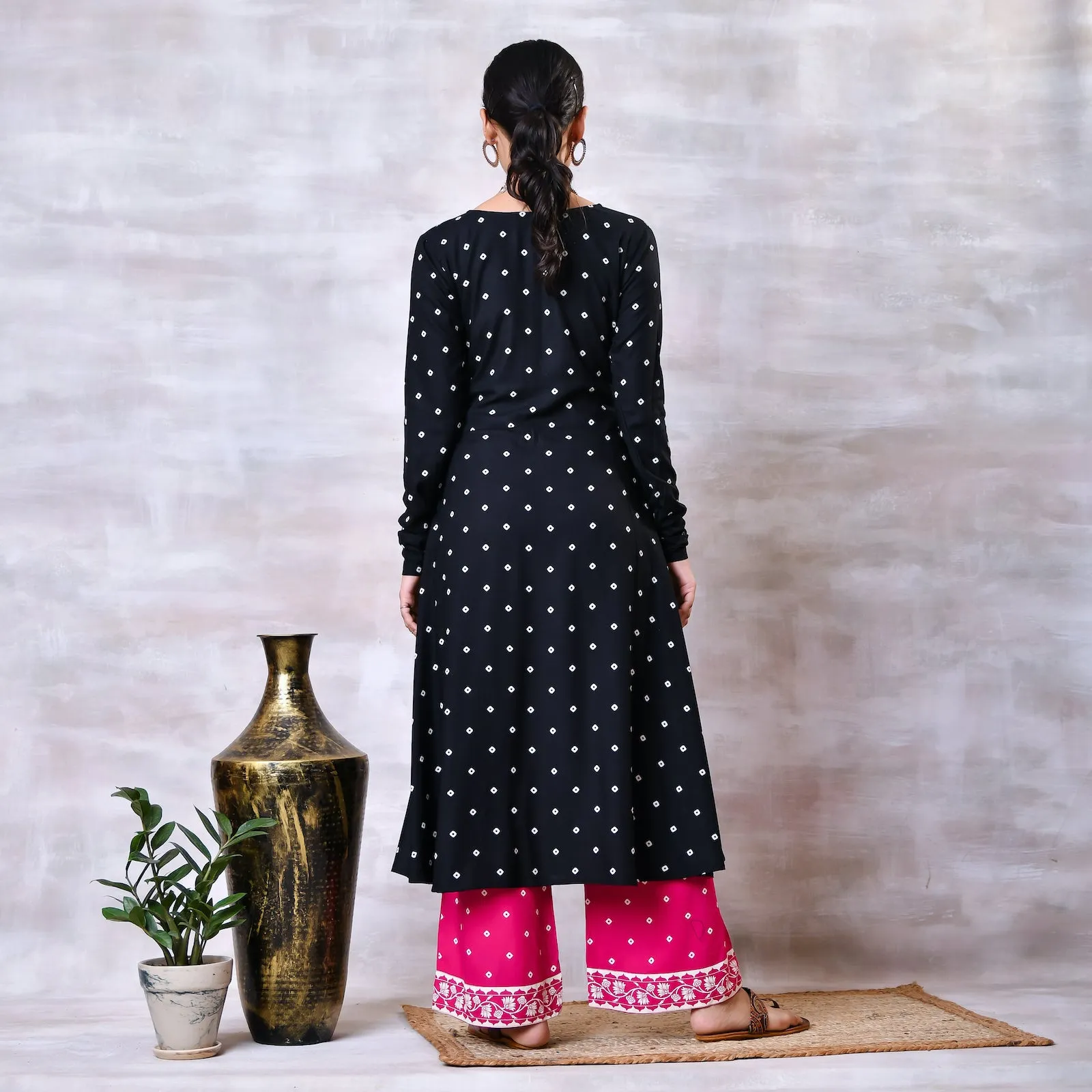 Black & Pink Buttoned Kurta Dupatta Pant Set with Pompoms - SOM