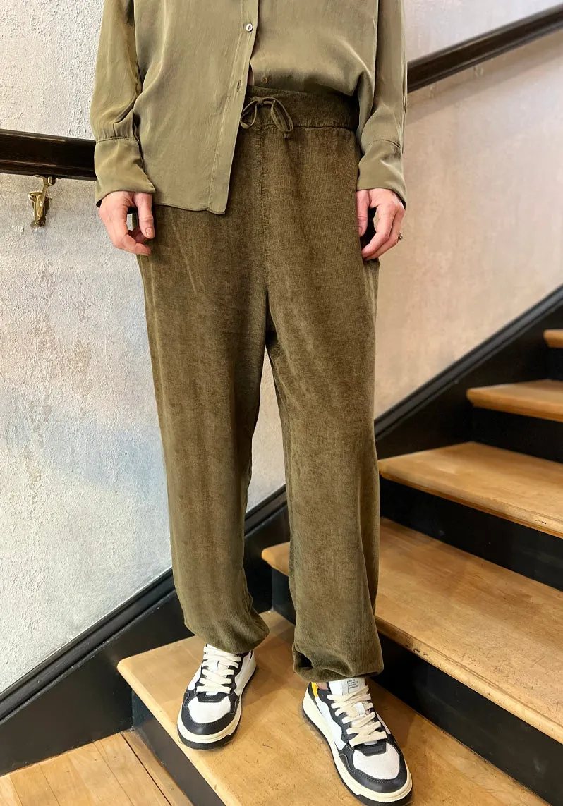 Comfort Fit Pants - Khaki