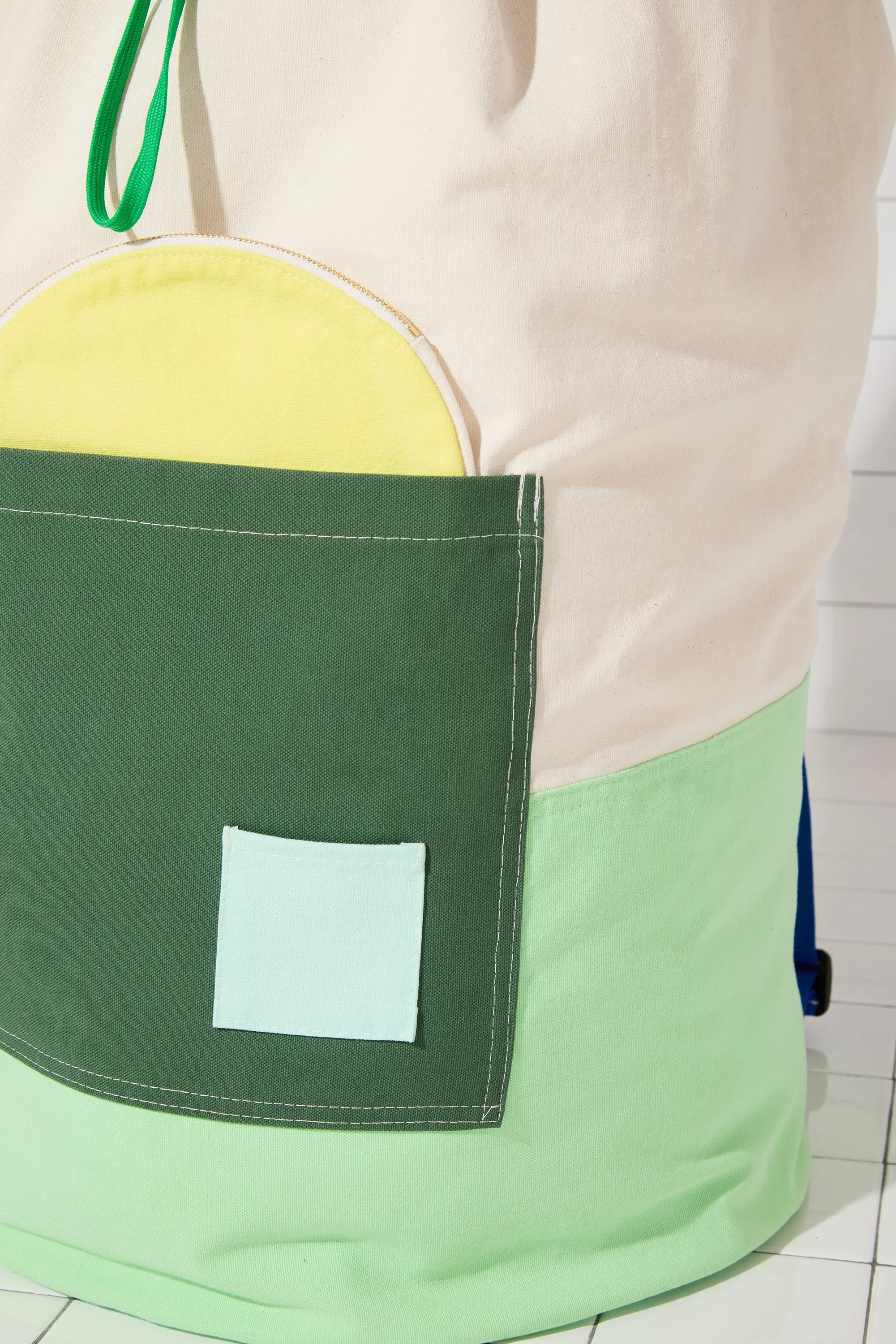 Re:Canvas Laundry Backpack Cucumber