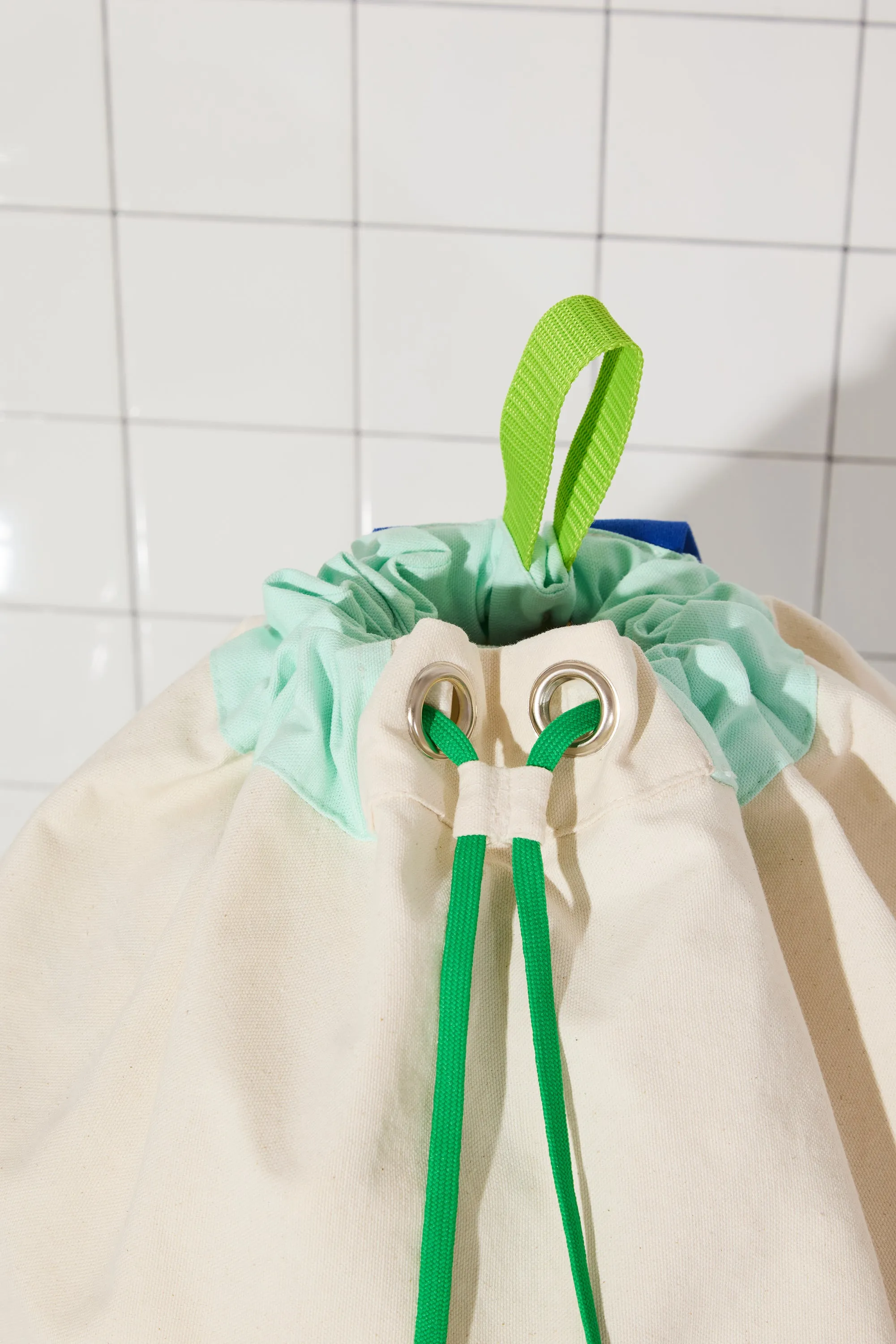 Re:Canvas Laundry Backpack Cucumber